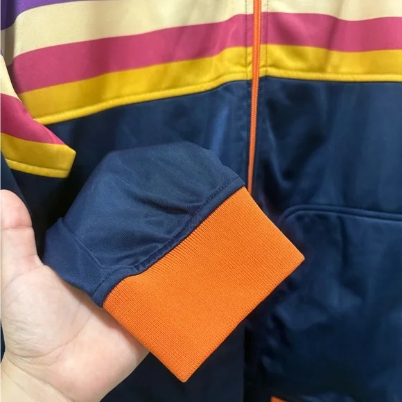 Coogi Y2K Striped Mountain Jacket Embroidered Rare - Picture 13 of 13